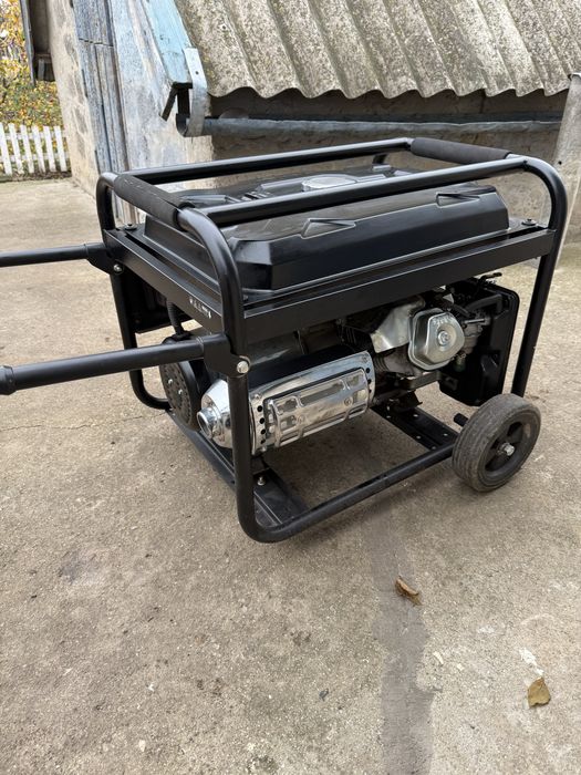 Генератор бензиновый Dnipro-M GX-50E