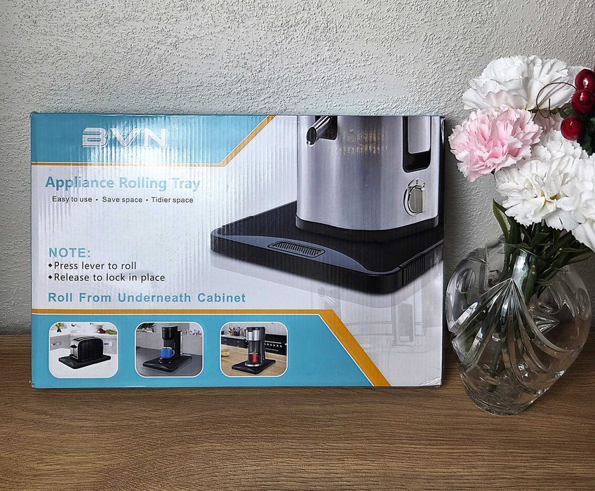 Przesuwana taca na urządzenia kuchenne