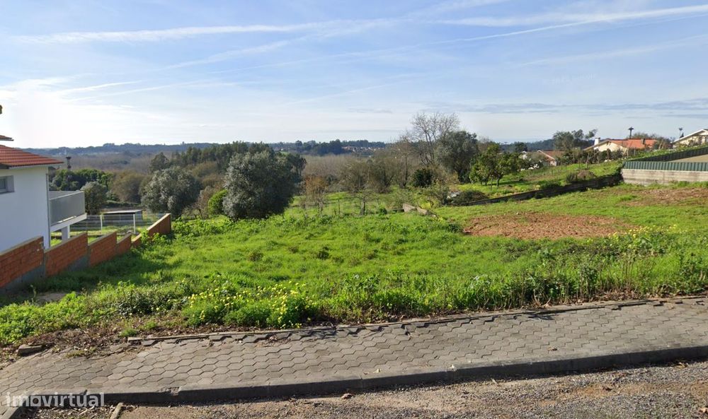 Lote de Terreno urbano  para venda em Travassô- Águeda