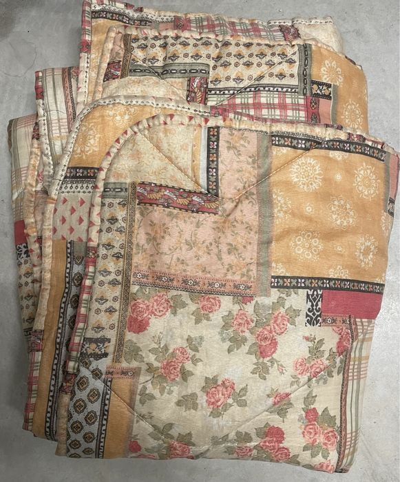 Edredons - um de cama de casal o outra para cama individual