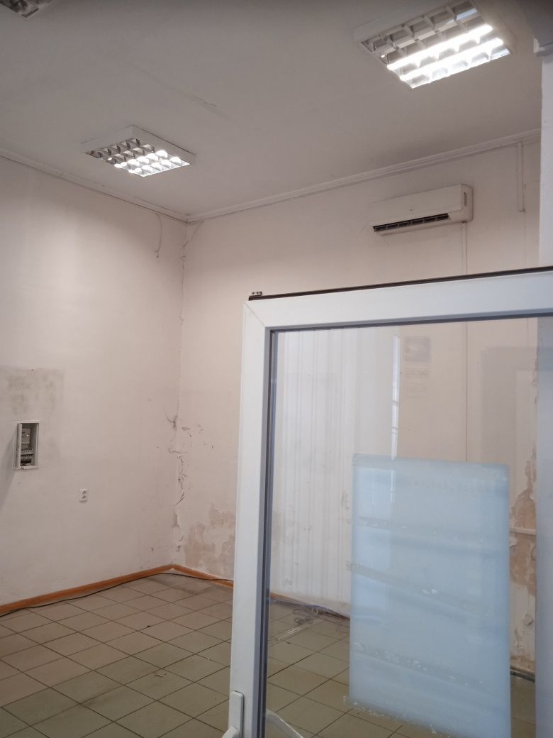Оренда приміщення магазину 26.3 кв.м центр Львова, вул. Франка