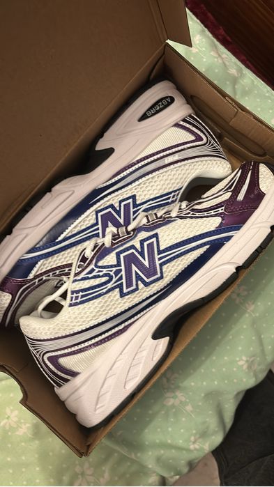 New balance roxo