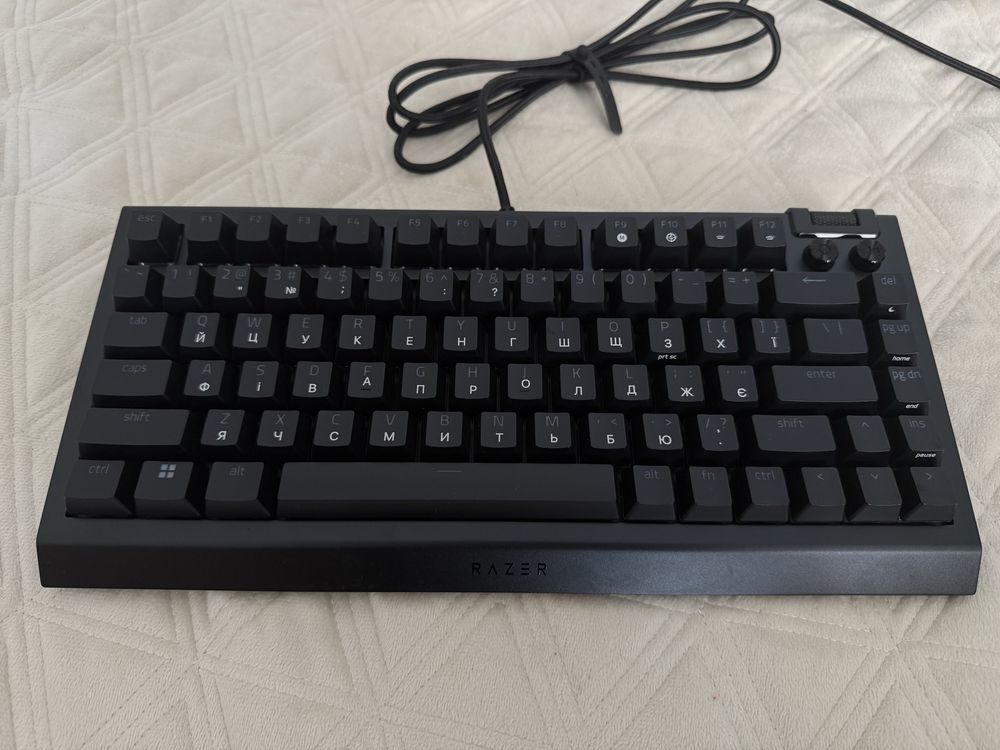 Ігрова Клавіатура Razer blackwidow V4 75%
