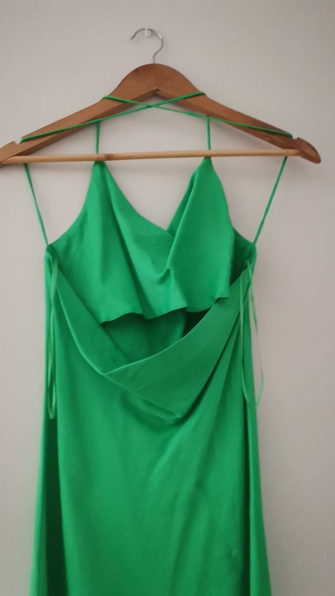 vestido verde da zara