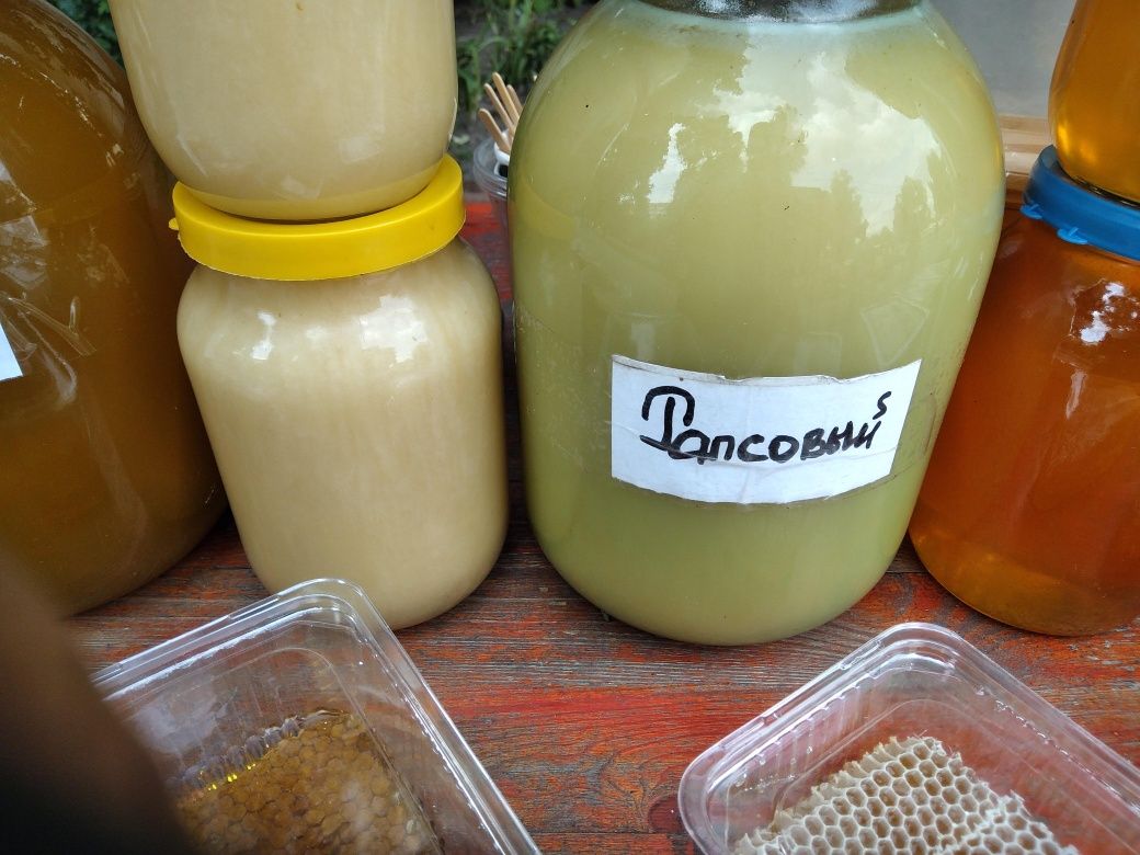 Мед  з власної пасіки