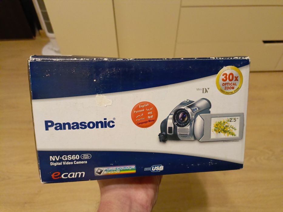 Видеокамера Panasonic NV-GS60