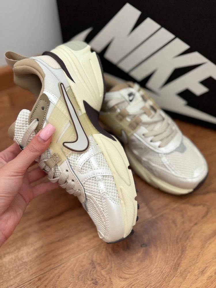 Кросівки Nike V2K Run Кроссовки Найк v2k run жіночі літні