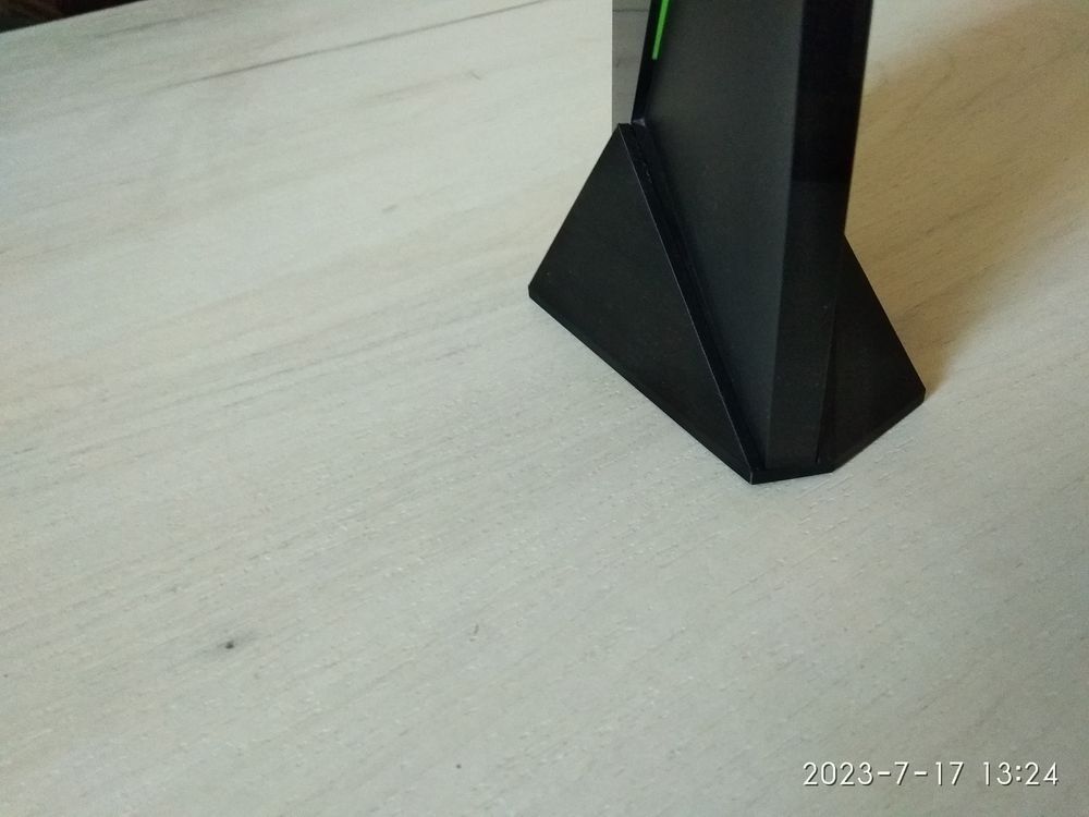 Вертикальна підставка Nvidia Shield Android TV (2017, 2019)