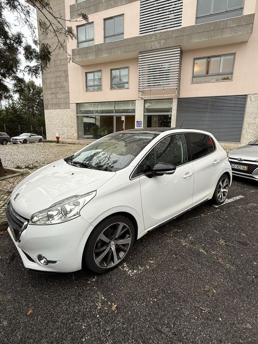 Peugeot 208 Allure t-tronic Gasoleo