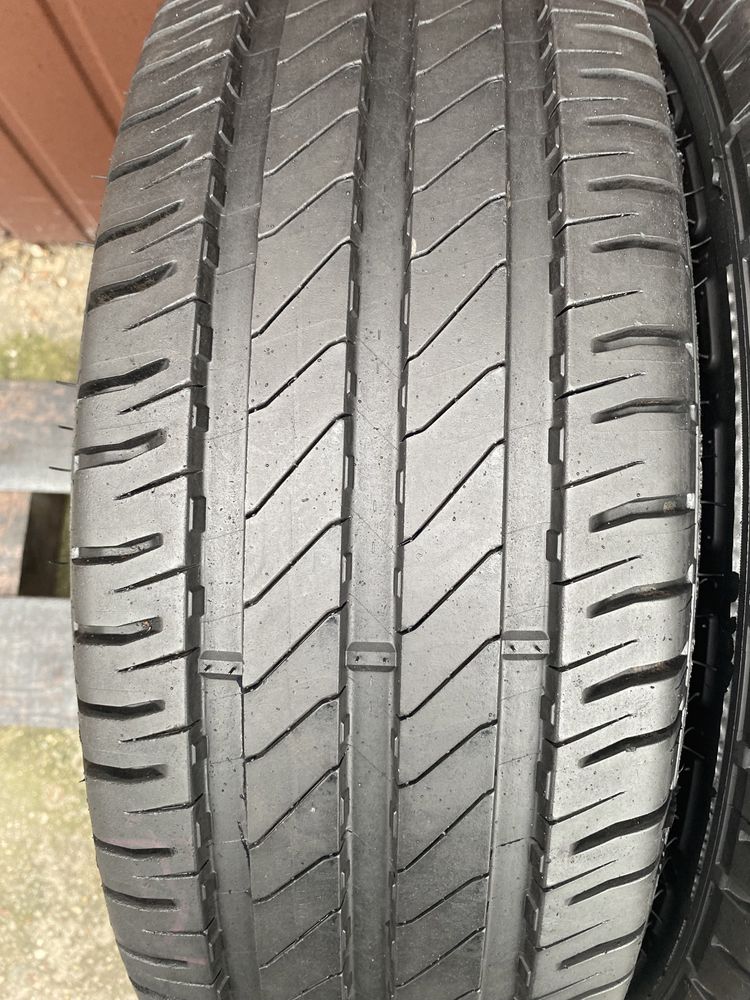 Opony 215/65r15c Michelin 90% bieżnika