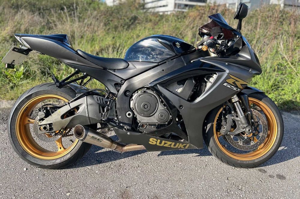 Suzuki gsxr 600 como NOVA 120€/mes /entrega nacional*