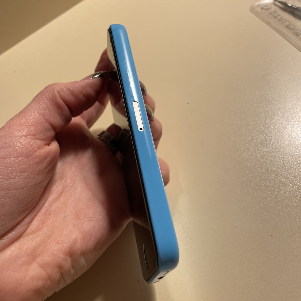 iPhone 5с Blue Neverlock на запчасти