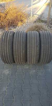 Komplet opon letnich  jak nowe 235/50R19 Pirelli