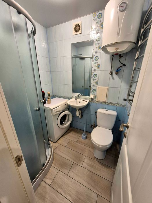 Оренда 2-к квартири в центрі с. Нові Петрівці