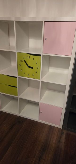 Szafka Kallax Ikea z biurkiem