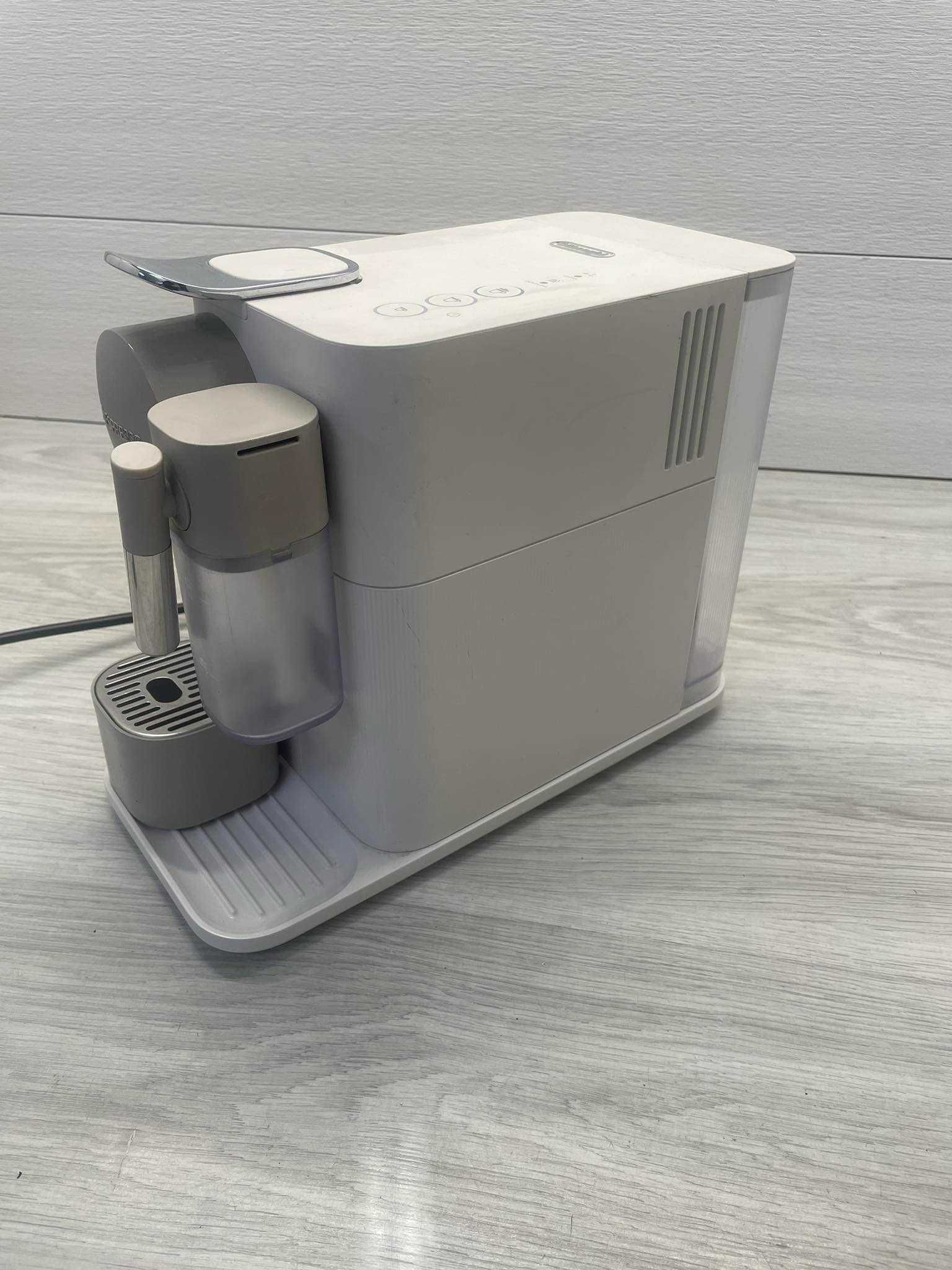 Ekspres kapsułkowy De'Longhi Nespresso EN510.W