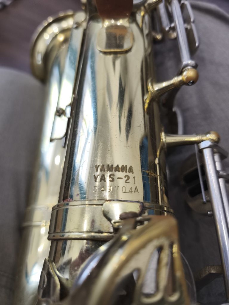 Саксофон альт Yamaha YAS-21