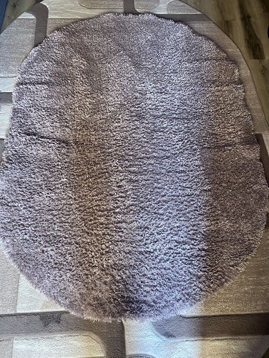 Килим з високим ворсом