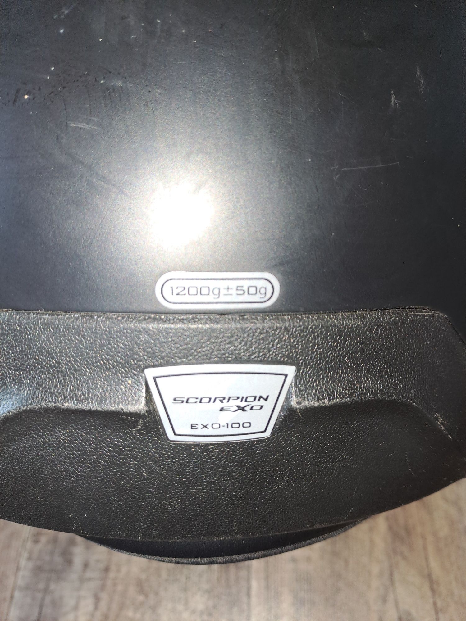 Kask motocyklowy Scorpion EXO 100