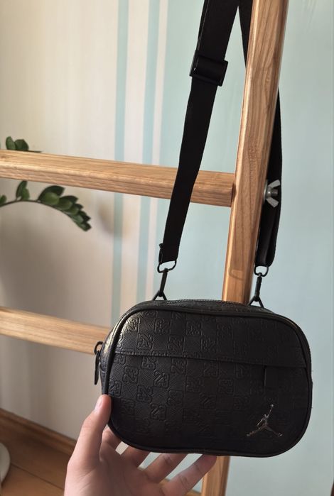 Месенджер,сумка через плече Jordan monogram