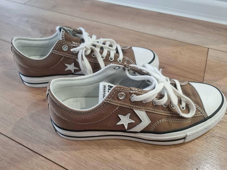 brązowo białe Conversy 40,5