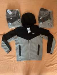 Зіпка Nike Tech Fleece Windrunner