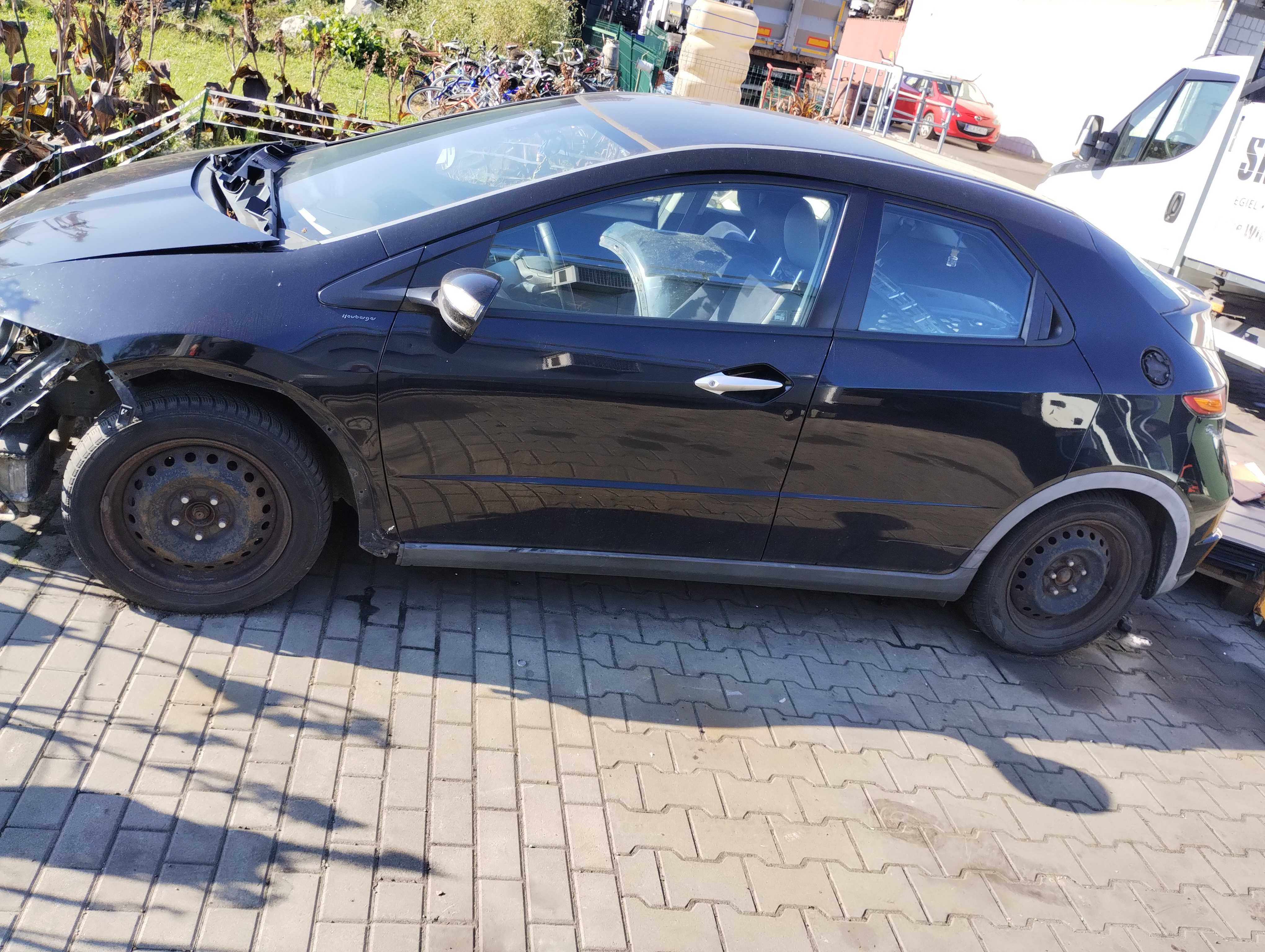 Honda Civic VIII UFO 2.2 i-CTDI 07 Wszystkie Części Lakier B92P Silnik