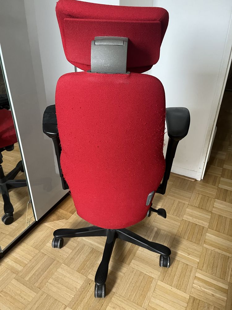 Fotel Kinnarps pełna regulacja