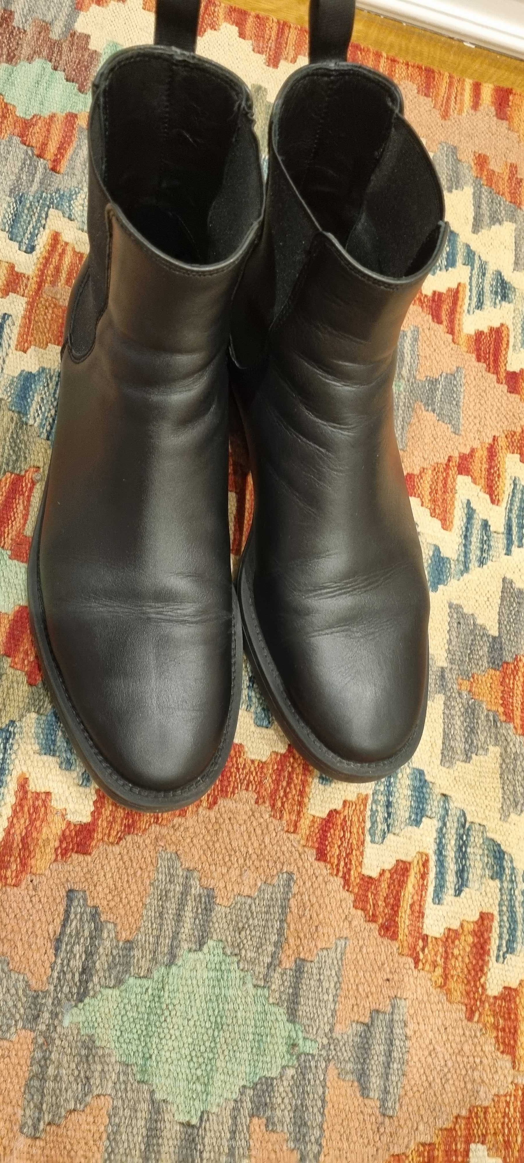 Botas pele pretas massimo dutti 40