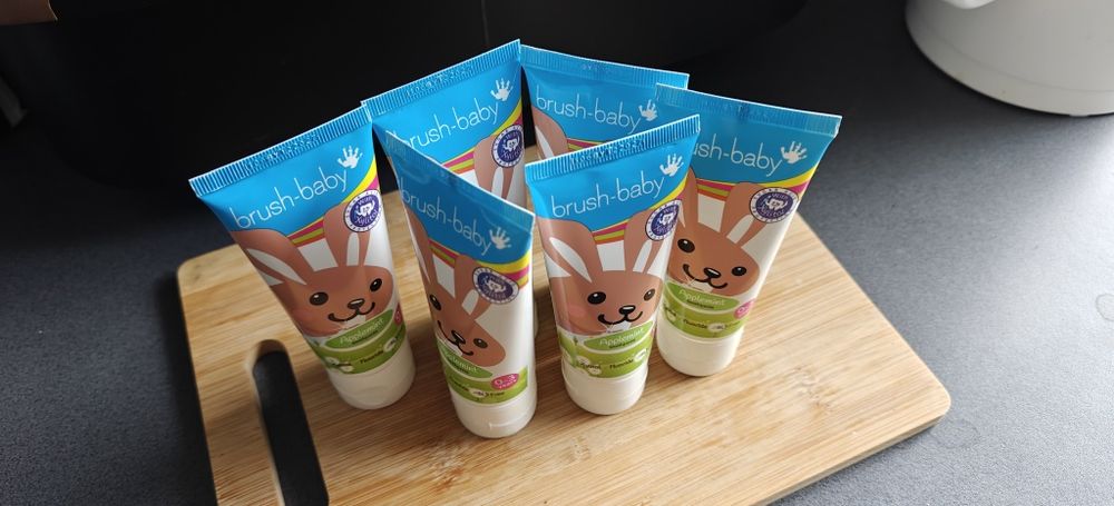 Brush-Baby Pasta dla dzieci 0 - 3 jabłkowa 50ml, 6 sztuk