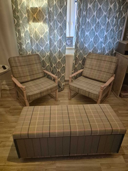 Fotele w krate drewniane po renowacji