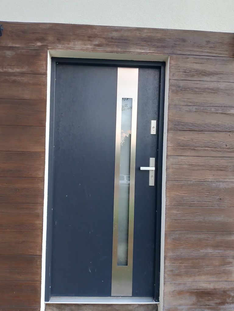 Drzwi wejściowe Martom