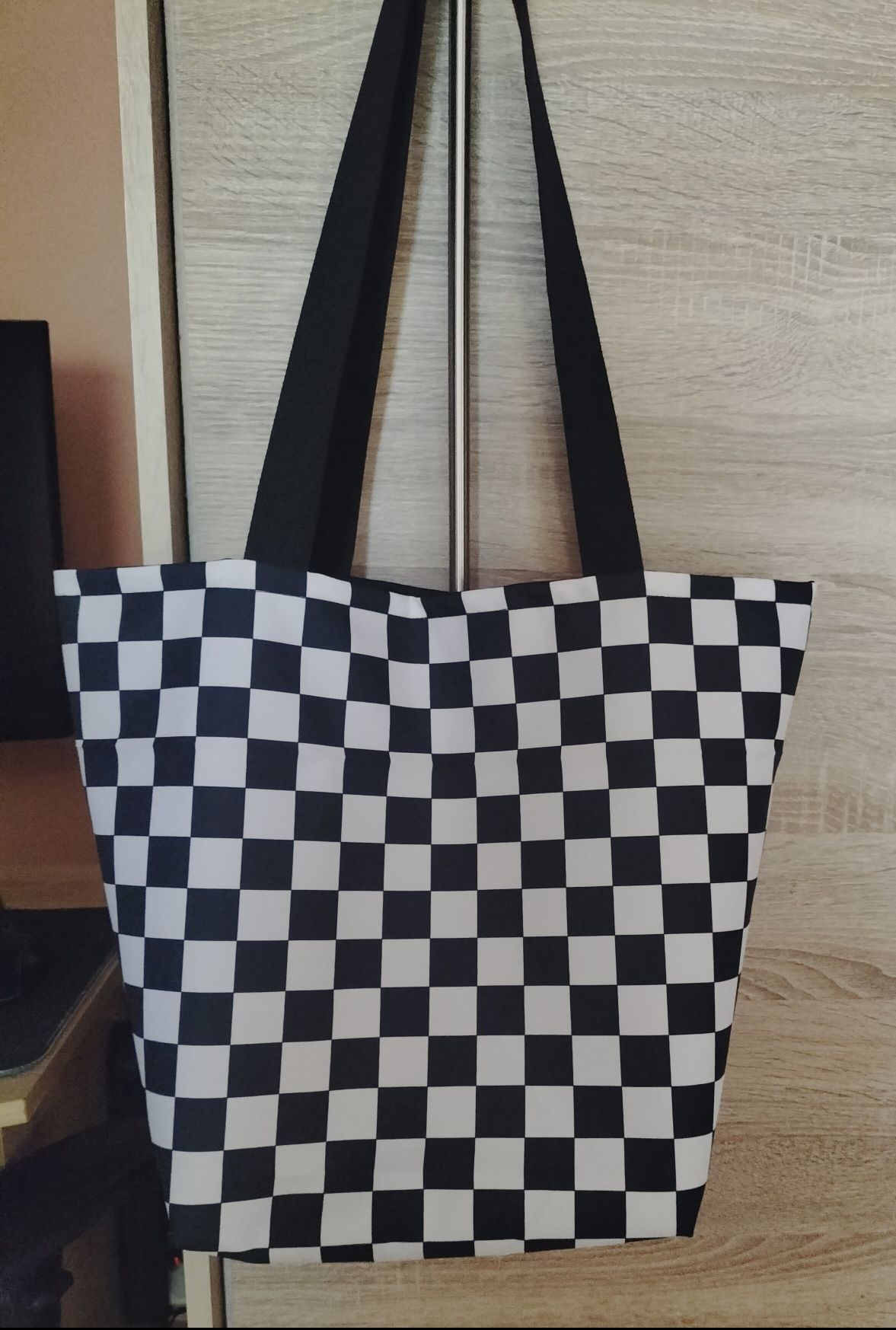 Duża shopperka z kieszonką zapinana na magnes. Szachownica. Handmade .