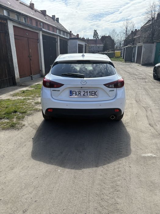Mazda 3 Lift 2016 rok 1.5 Sky Activ Super Stan Bogate Wyposażenie