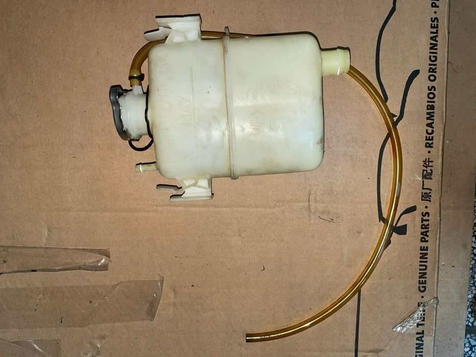 Zbiorniczek płynu seadoo 4tec