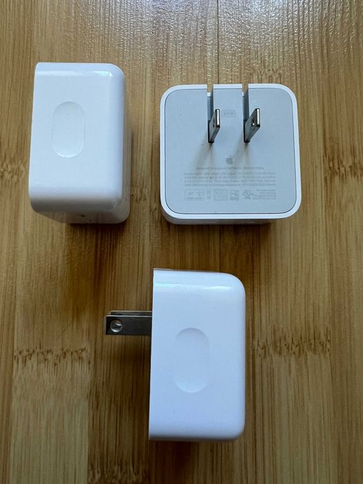 Apple 35W Dual USB-C Port MNWM3AM/A A2571 гарантія