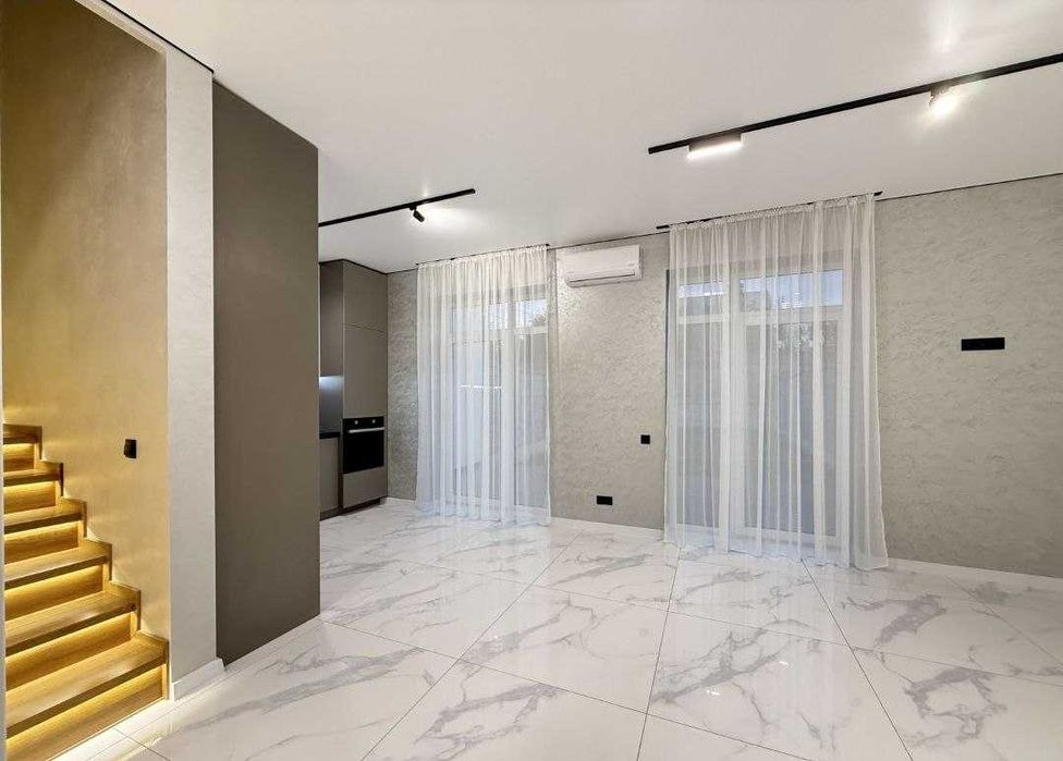 Котедж «Щасливе» з Ремонтом! Ділянка 2,5 сот!