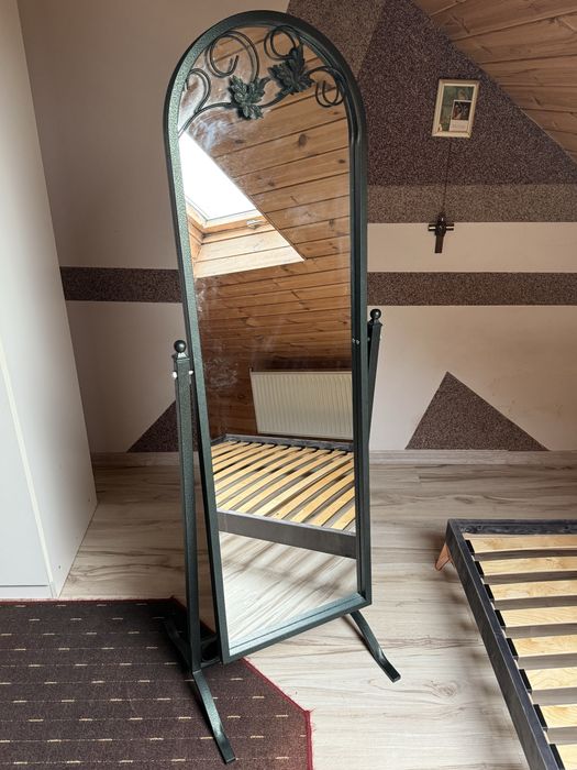 Lustro stojące metalowe