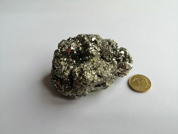 Naturalny kamień Piryt w formie krystalicznych bryłek nr 3
