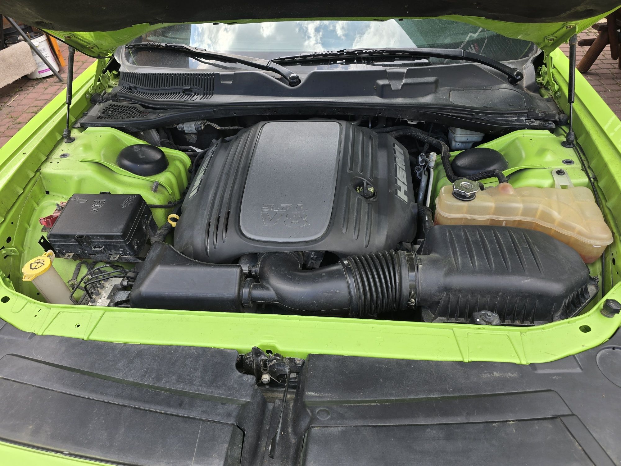 Dodge challenger 5,7 V8 R/T 2015r ZAREJESTROWANY