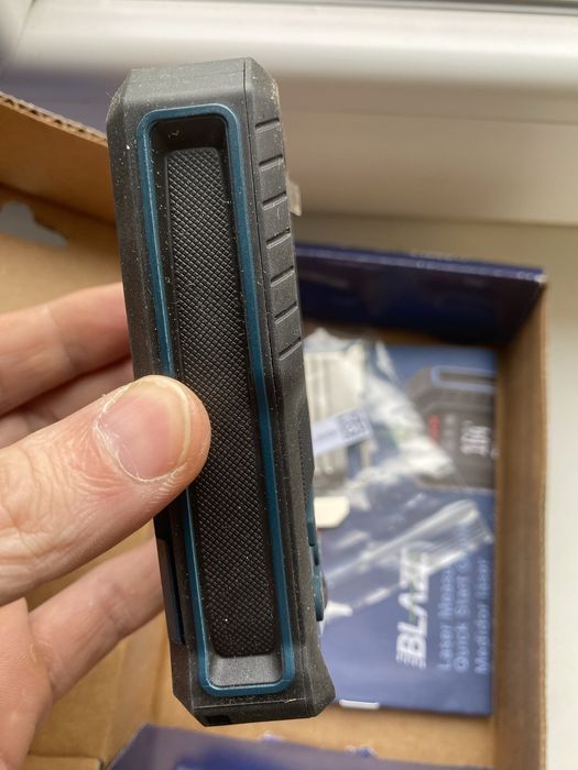 Лазерна рулетка Bosch GLM165-22