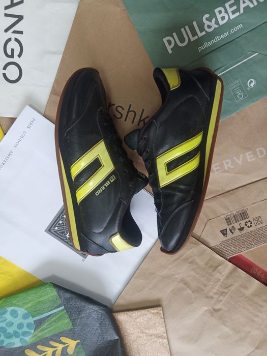 Продам кроссовки