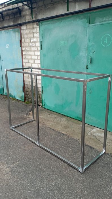 Услуги сварщика, сварочные работы, металоконструкцыи,мебель loft.