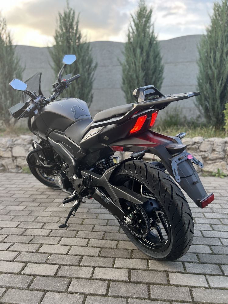 Новий мотоцикл BAJAJ DOMINAR 400 UG, 2024