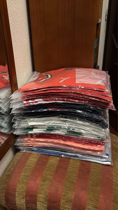 Camisolas de futebol com entrega imediata