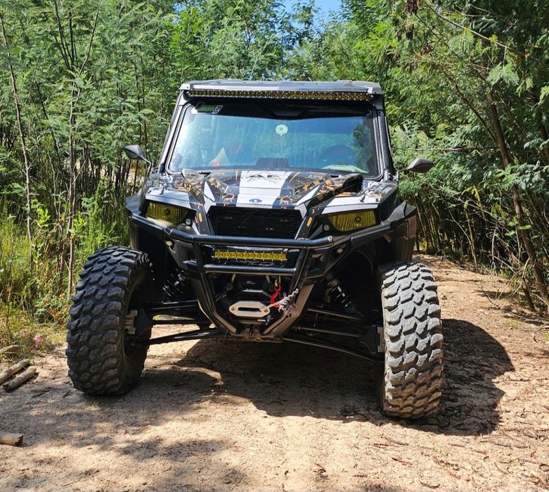 Polaris  General 1000  4 lugares