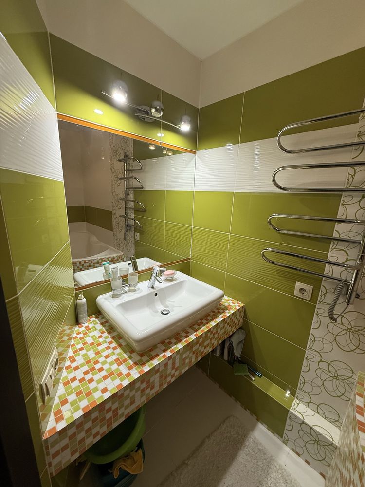 Продам 3 комнатную квартиру Салтовка, Валентиновская, 24в