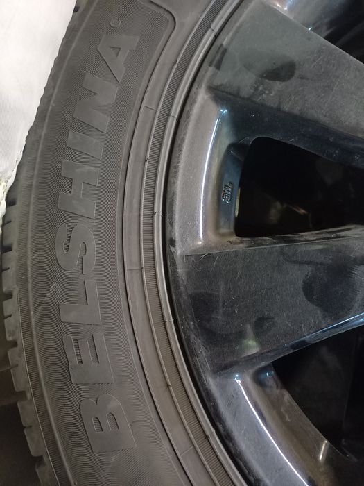 Титани 114.3х5х16 з шинами 215х60х16