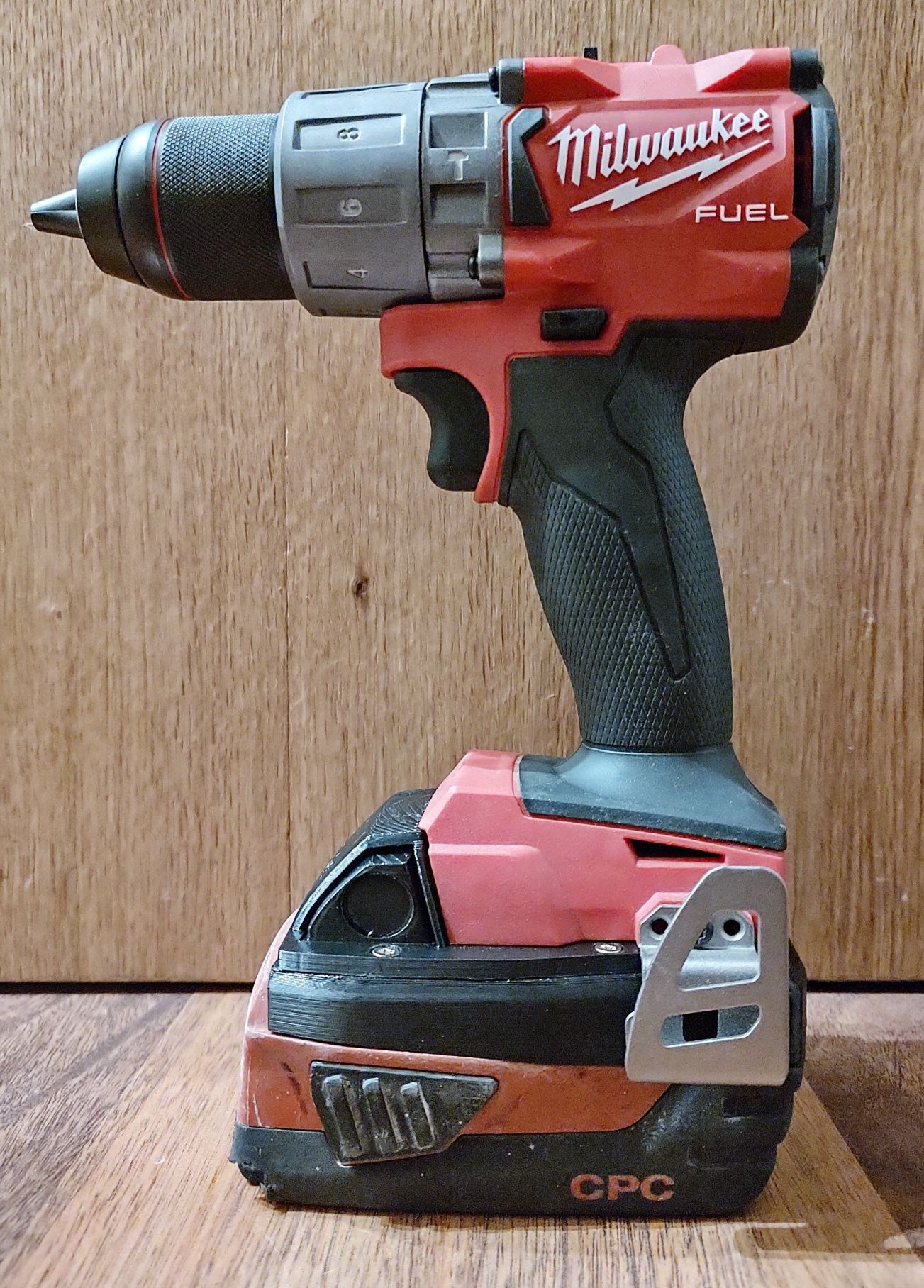 Adapter Milwaukee M18 na baterie Hilti B22 CPC