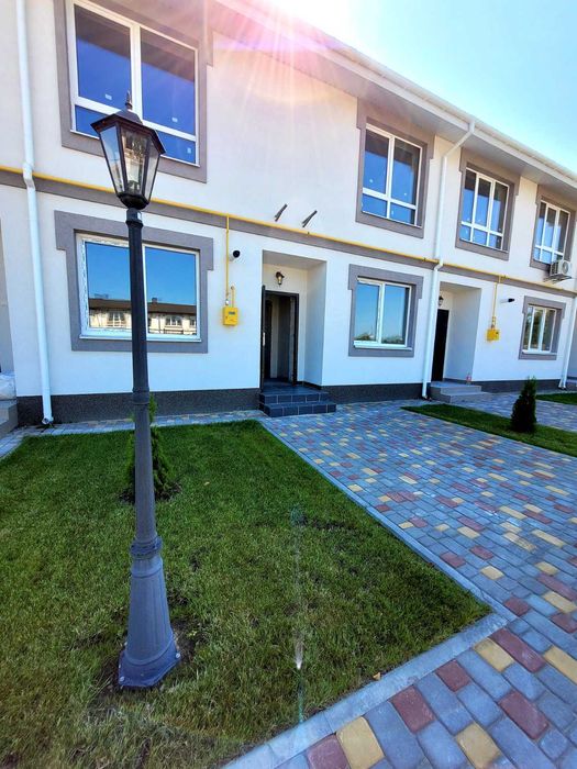 продам квартиру 95м2 ,3кім.КМ Паларіс